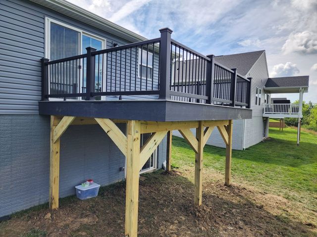 New Decks by C&M Construction