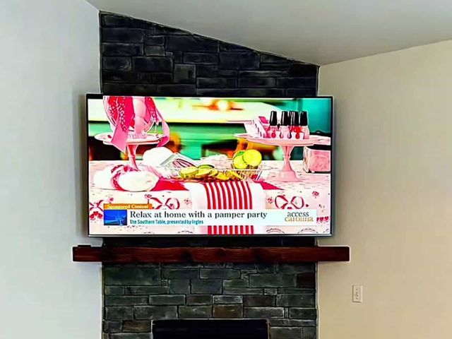 Fireplace & Feature Walls by Elevated Entertainment